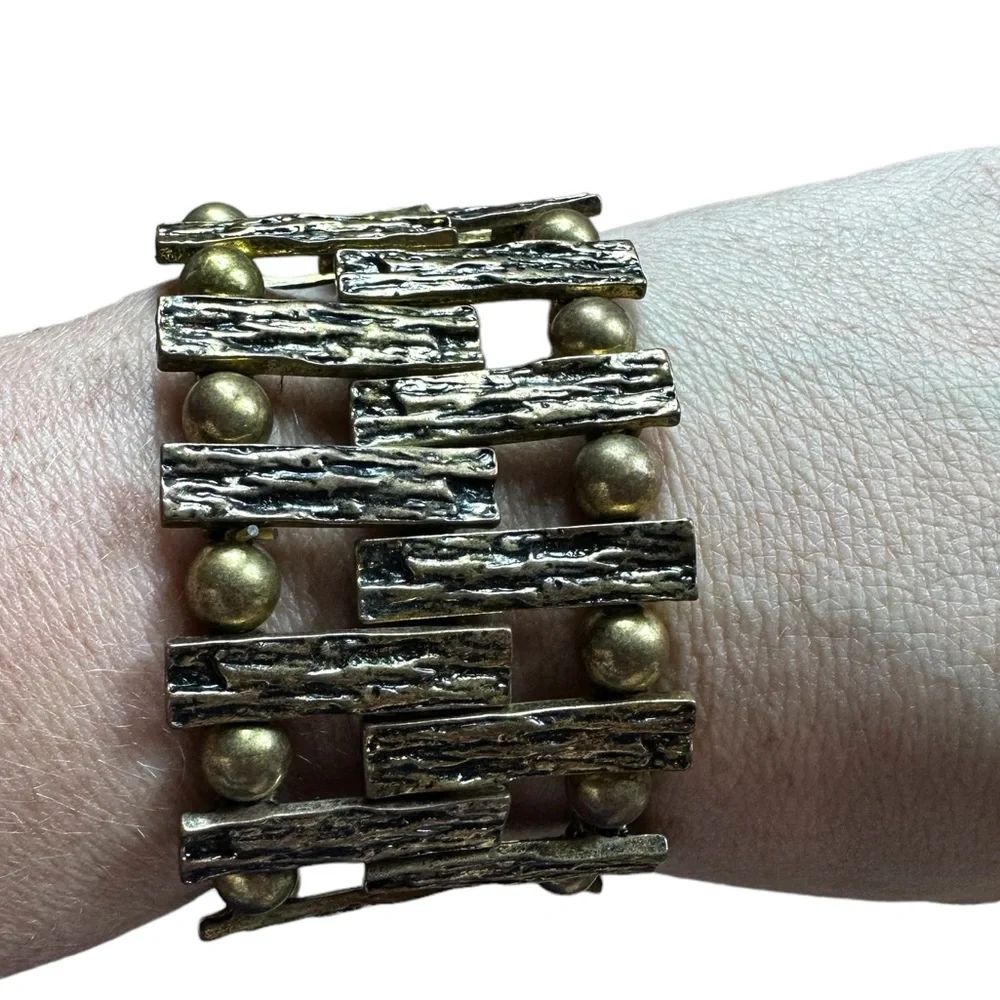 Chunky Gold Brass Metal Cuff Elastic Bracelet